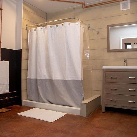 Eco Friendly Loft In Center City, Contactless Check In - Hive Room Philadelphia Kültér fotó